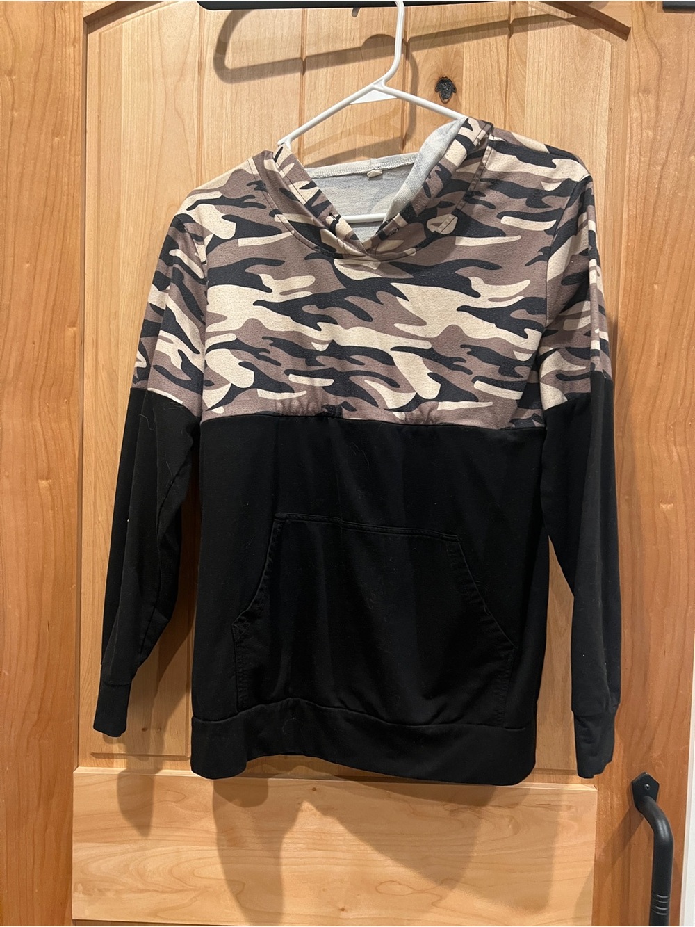 Women’s nursing accessible/ maternity Black & Tan Camo Pullover Hoodie Sweater